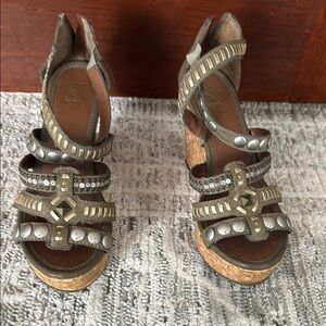 Lei Gray and Brown Wedge Shoes with Textured Straps
